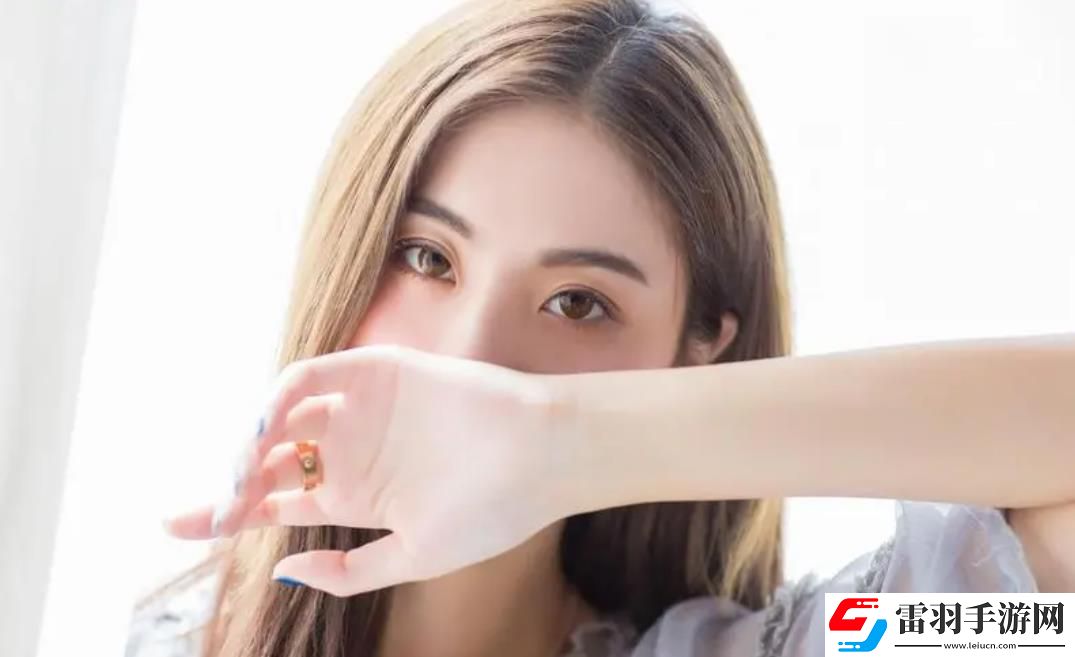 ysl千人千色t9t9t9mba：YSL新款T9T9T9MBA系列定制化設計改變時尚游戲！