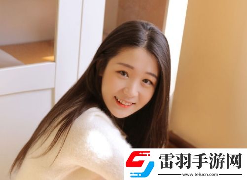 蘭姨不敢發(fā)出一點聲音怕吵醒風