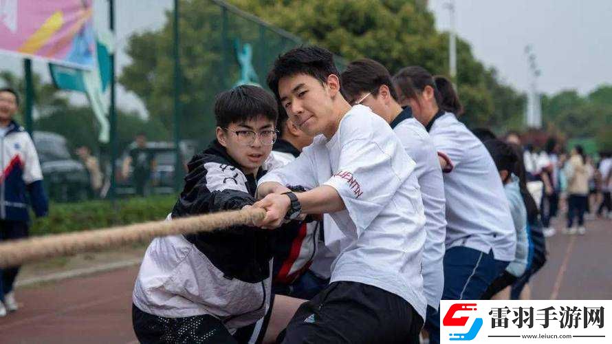 新書超級凌亂的校園運(yùn)動(dòng)會(huì)