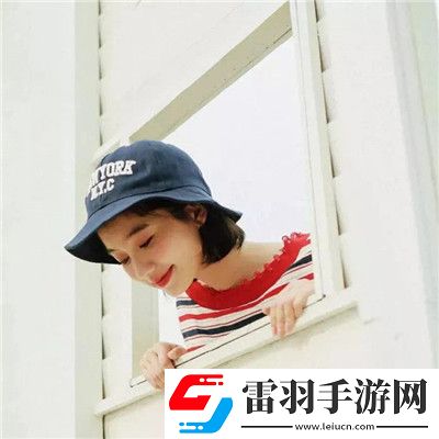 最新版高顏值好看的短發女生頭像小清新相比于喜歡你我想我應該先愛自己